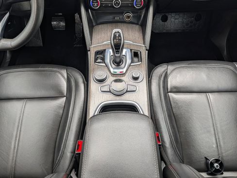 Used 2020 Alfa Romeo Stelvio Ti AWD/4WD image 37