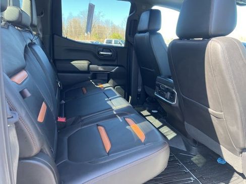 Used 2019 GMC Sierra 1500 AT4 w/ AT4 Premium Package AWD/4WD image 7