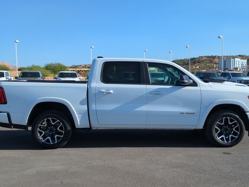 Used 2025 RAM 1500 Laramie w/ Sport Appearance Package AWD/4WD image 2