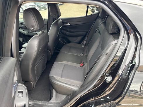 Used 2022 Buick Encore GX Select w/ Experience Buick Package FWD image 5