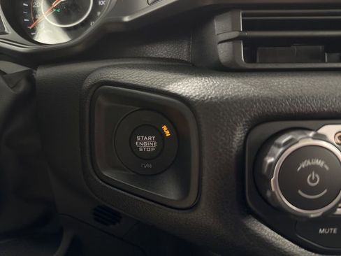 New 2026 Jeep Gladiator Sport AWD/4WD image 23