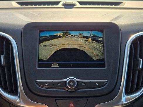 Used 2019 Chevrolet Equinox LT FWD image 21