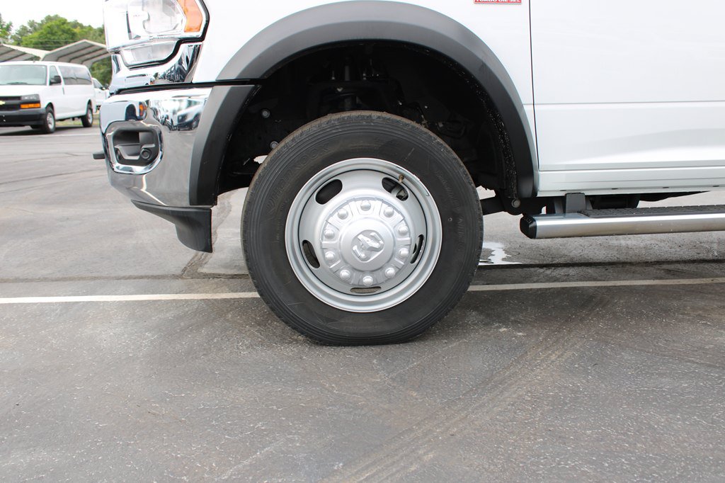 Used 2024 RAM 5500 Tradesman w/ Chrome Appearance Group AWD/4WD image 37