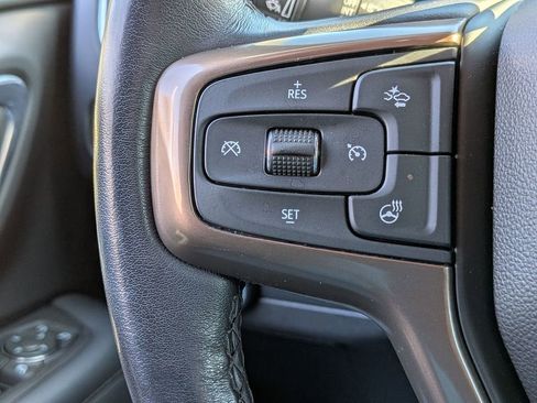 Used 2022 Chevrolet Suburban High Country w/ Premium Package 2 image 16