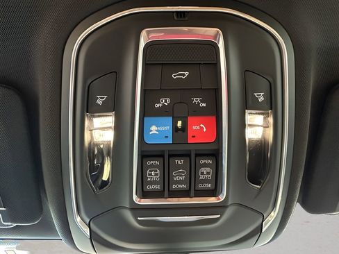 New 2025 Jeep Grand Cherokee Summit w/ Adv Protech Group IV image 26