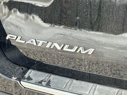 Used 2021 Ford Explorer Platinum w/ Equipment Group 601A image 14