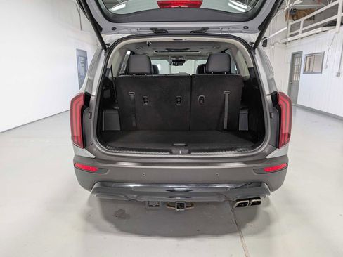 Used 2022 Kia Telluride EX w/ EX Premium Package image 41