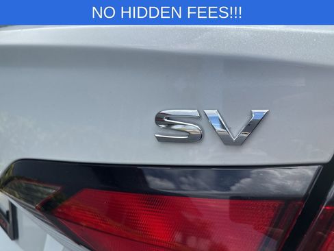 Used 2024 Nissan Versa SV w/ Trunk Package FWD image 10