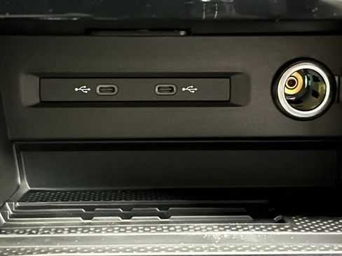 New 2025 Volkswagen Taos SE image 13