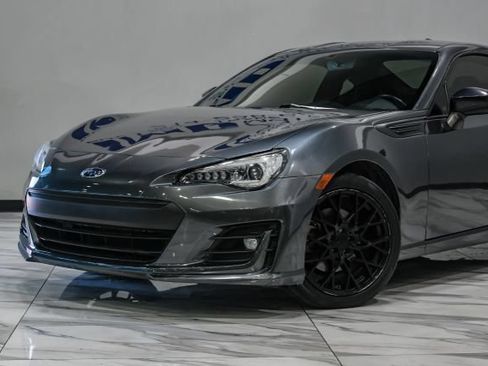 Used 2018 Subaru BRZ Limited w/ Popular Package #3 RWD image 6