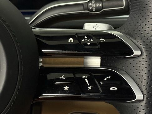 Certified 2025 Mercedes-Benz GLS 450 GLS 450 image 26