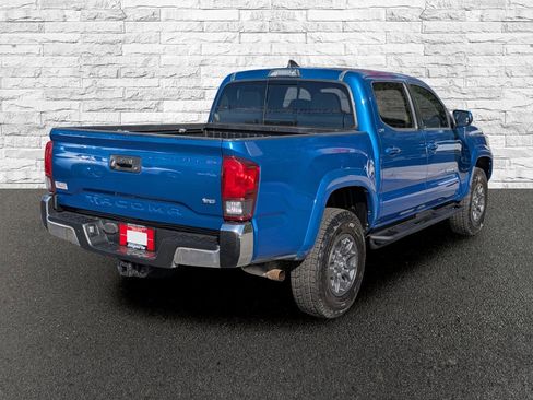 Used 2018 Toyota Tacoma SR5 image 6