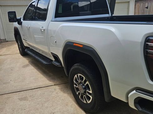 Used 2024 GMC Sierra 2500 AT4 w/ Max Trailering Package AWD/4WD image 2
