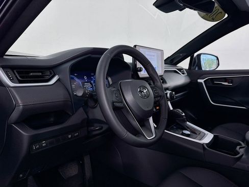 Used 2025 Toyota RAV4 XSE image 12