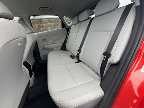 Used 2025 Hyundai Kona SEL image 24