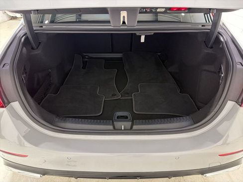 Used 2025 Mercedes-Benz E 350 4MATIC Sedan w/ Multicontour Seating Package image 34