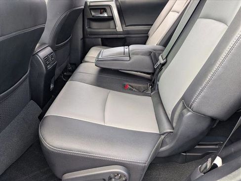 Used 2022 Toyota 4Runner SR5 Premium w/ Moonroof Package RWD image 20