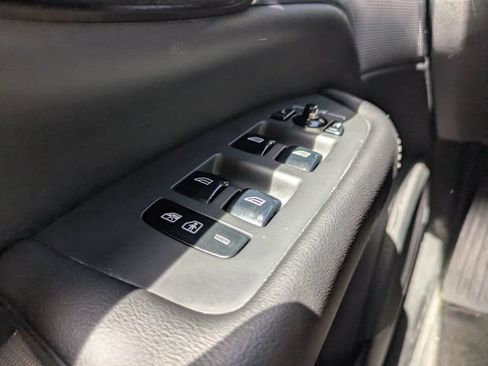 Certified 2023 Volvo XC90 B6 Ultimate w/ Protection Package Premier AWD/4WD image 33