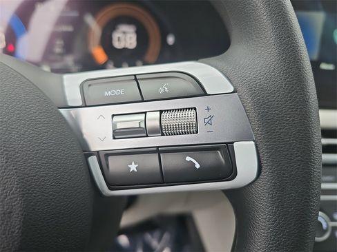 New 2026 Hyundai Tucson SE image 17