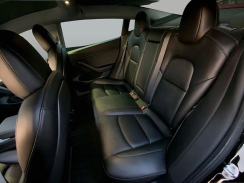 Used 2021 Tesla Model 3 Standard Range Plus RWD image 19