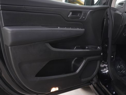 Used 2025 Honda Odyssey EX-L image 21