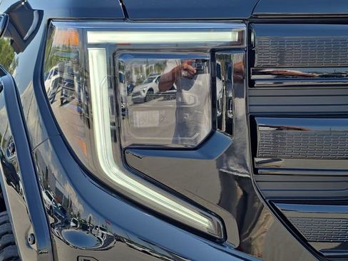 New 2025 GMC Sierra 1500 Elevation w/ Preferred Package image 12