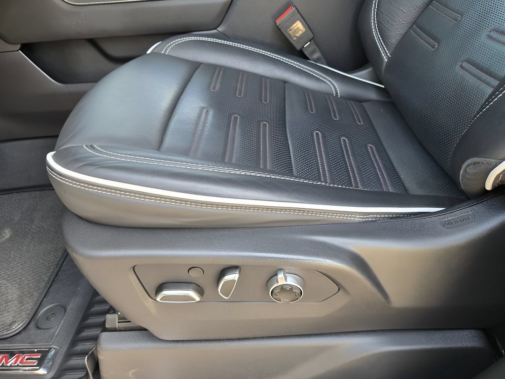Used 2024 GMC Sierra 1500 AT4X AWD/4WD image 21