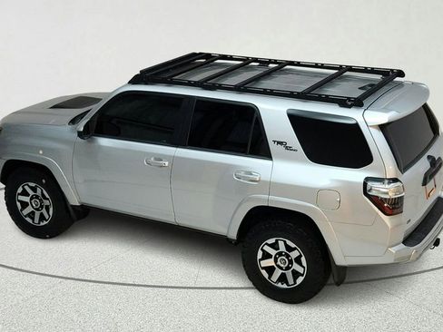 Used 2018 Toyota 4Runner TRD Off-Road image 14