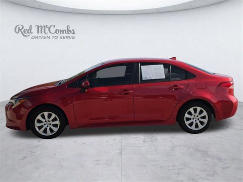 Used 2021 Toyota Corolla LE FWD image 2