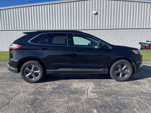 Used 2022 Ford Edge SEL w/ Sport Appearance Package image 16