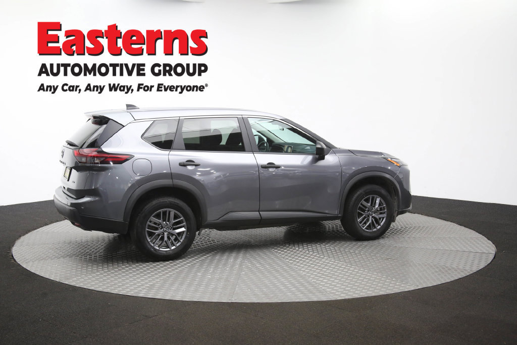 Used 2024 Nissan Rogue S AWD/4WD image 45