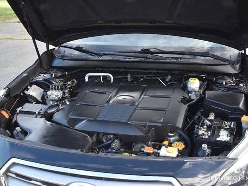 Used 2017 Subaru Outback 3.6R Limited AWD/4WD image 36