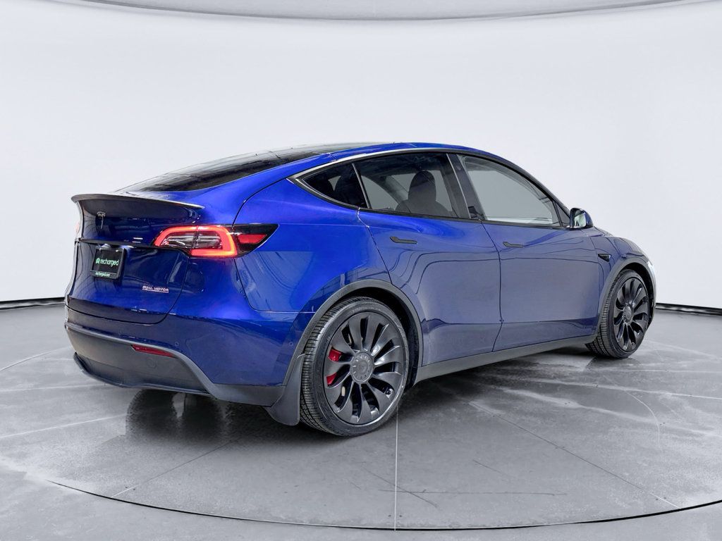 Used 2022 Tesla Model Y Performance AWD/4WD image 3