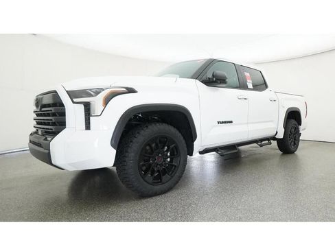 New 2025 Toyota Tundra SR5 AWD/4WD image 17