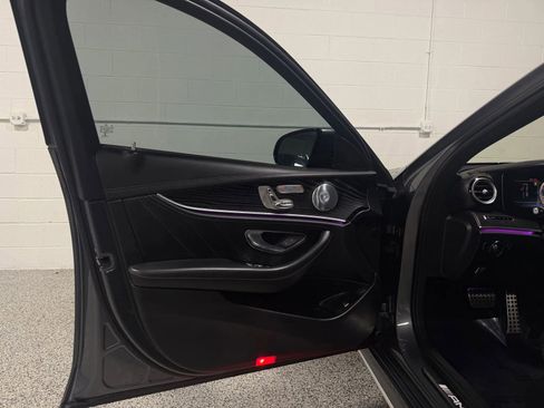 Used 2018 Mercedes-Benz E 63 AMG S image 10