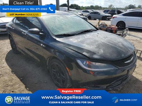 Used 2015 Chrysler 200 S image 5