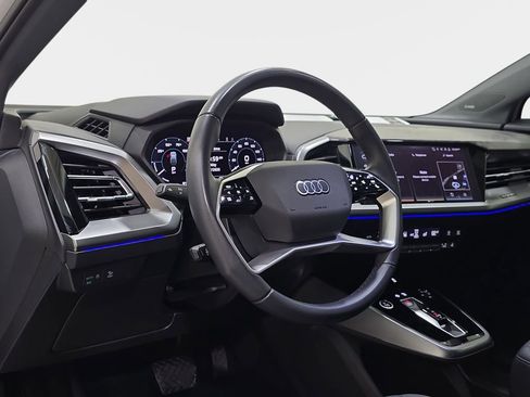 Used 2024 Audi Q4 e-tron Prestige w/ Black Optic Package image 19