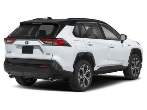 Used 2024 Toyota RAV4 XSE w/ Premium Package AWD/4WD image 2