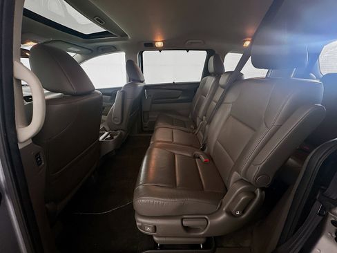 Used 2016 Honda Odyssey EX-L image 27
