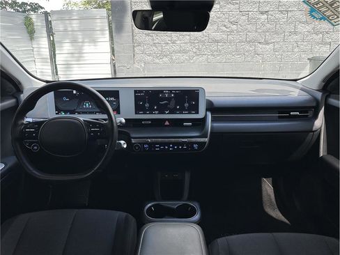 Used 2024 Hyundai Ioniq 5 SEL AWD/4WD image 17