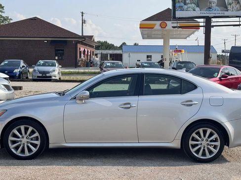 Used 2009 Lexus IS 250 AWD w/ Premium Pkg image 11