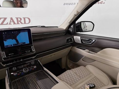 Used 2020 Lincoln Navigator L Black Label AWD/4WD image 28