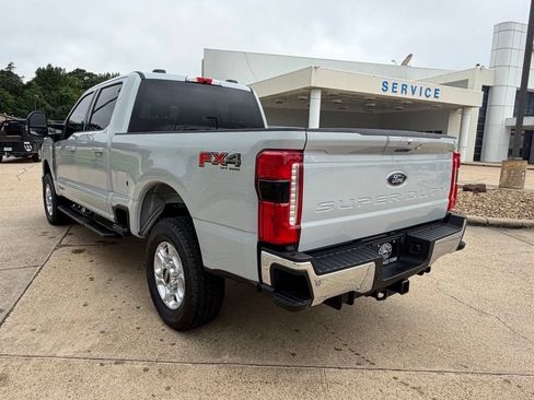 New 2026 Ford F250 XLT w/ XLT Premium Package AWD/4WD image 3