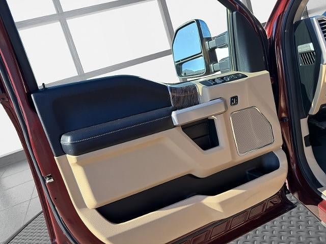Used 2017 Ford F350 Lariat w/ Lariat Ultimate Package AWD/4WD image 34