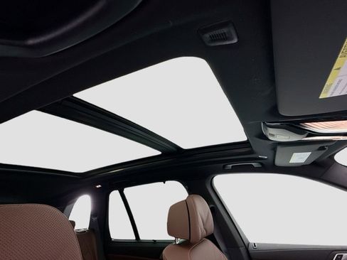 New 2026 BMW X5 xDrive40i w/ Executive Package image 17