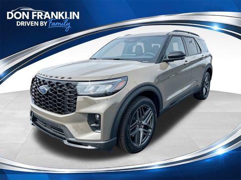 New 2026 Ford Explorer ST-Line w/ ST-Line Street Pack AWD/4WD image 1