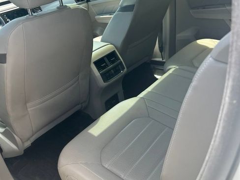 Used 2021 Volkswagen Atlas SEL Premium AWD/4WD image 8