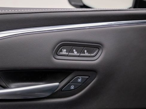 Used 2024 Cadillac Escalade Sport w/ LPO, ONYX Package image 16