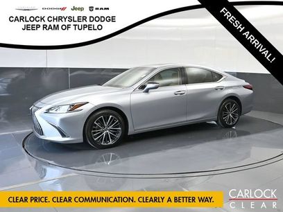 Used 2024 Lexus ES 250 w/ Premium Package