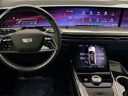New 2026 Cadillac Escalade IQL Sport 2 w/ LPO, ONYX Package AWD/4WD image 16